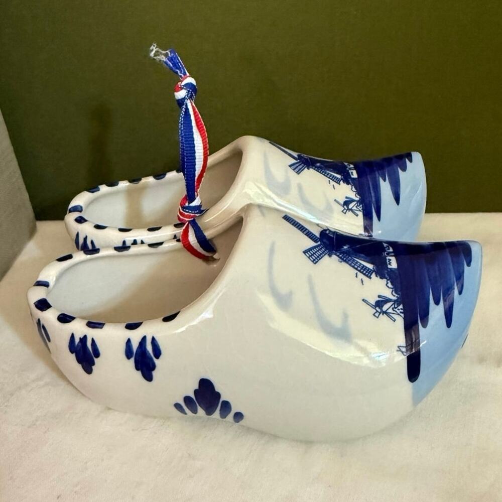 Delft Blue Handpainted Holland Clogs • 6” • Vintage • Crazing - Picture 2 of 13